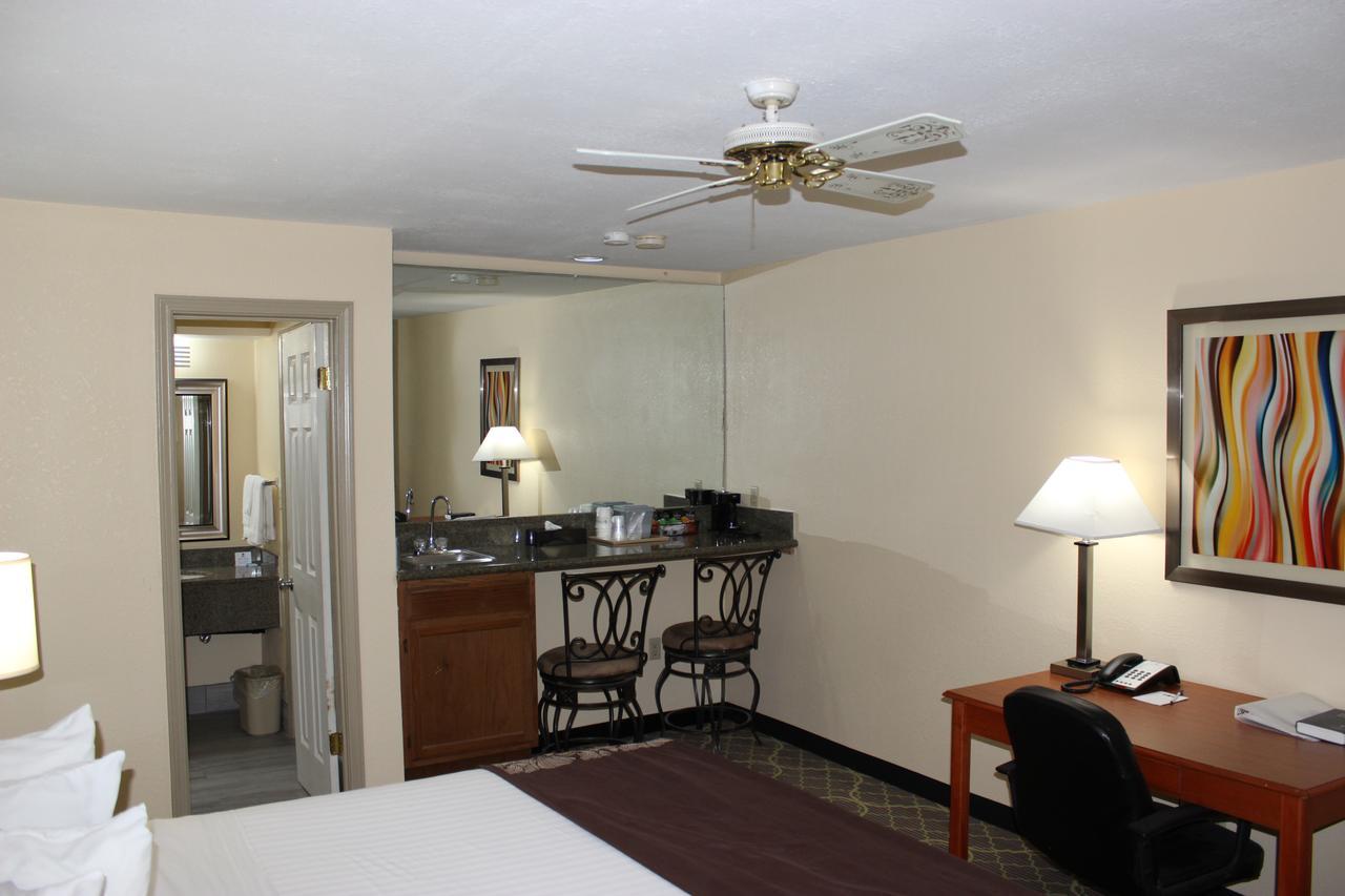 Best Western Jacksonville Inn Bagian luar foto